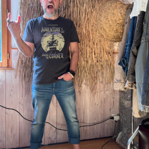 T-Shirt ADVENTURE - Black Vintage Coton BIO – Image 2